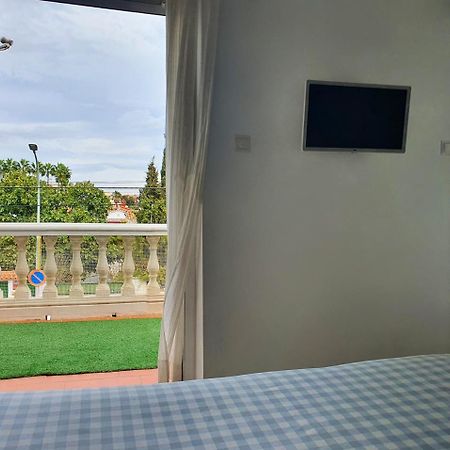Апартаменты Atico En Puerto Marina Бенальмадена Экстерьер фото
